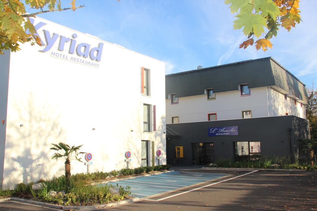 Kyriad Saint Quentin En Yvelines - Montigny Esterno foto